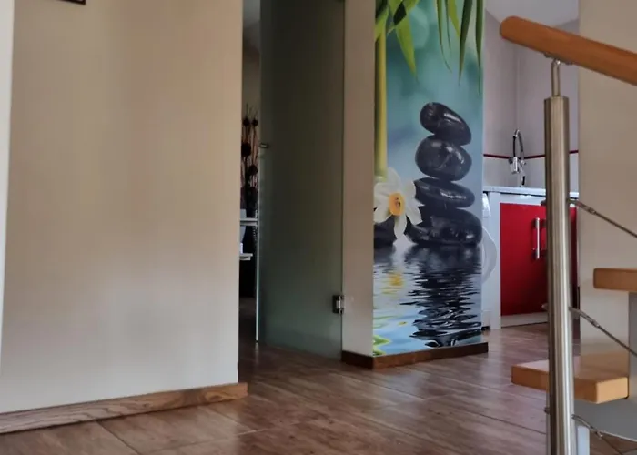 Будинок відпочинку World In *