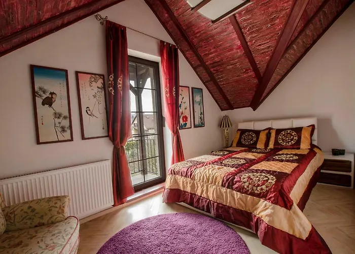 Будинок відпочинку World In *